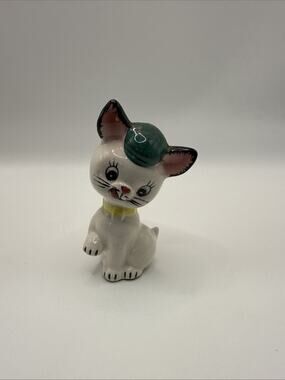 Vintage 1950's Commodore Ceramic Kitty Cat Salt Shaker Figurine Kitchy